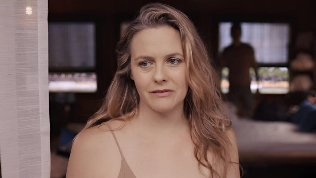 Alicia Silverstone | Bugonia