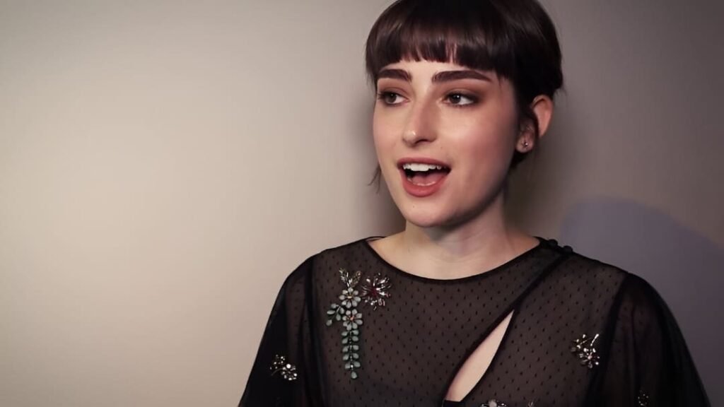 Ellise Chappell | Riot Women