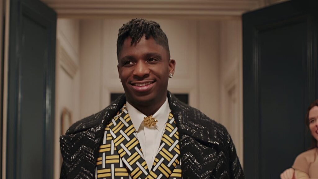 Samuel Arnold | Emily in Paris