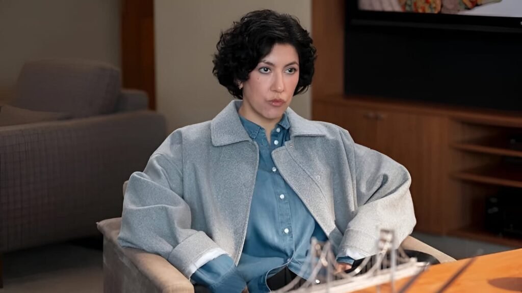 Stephanie Beatriz | A Man on the Inside