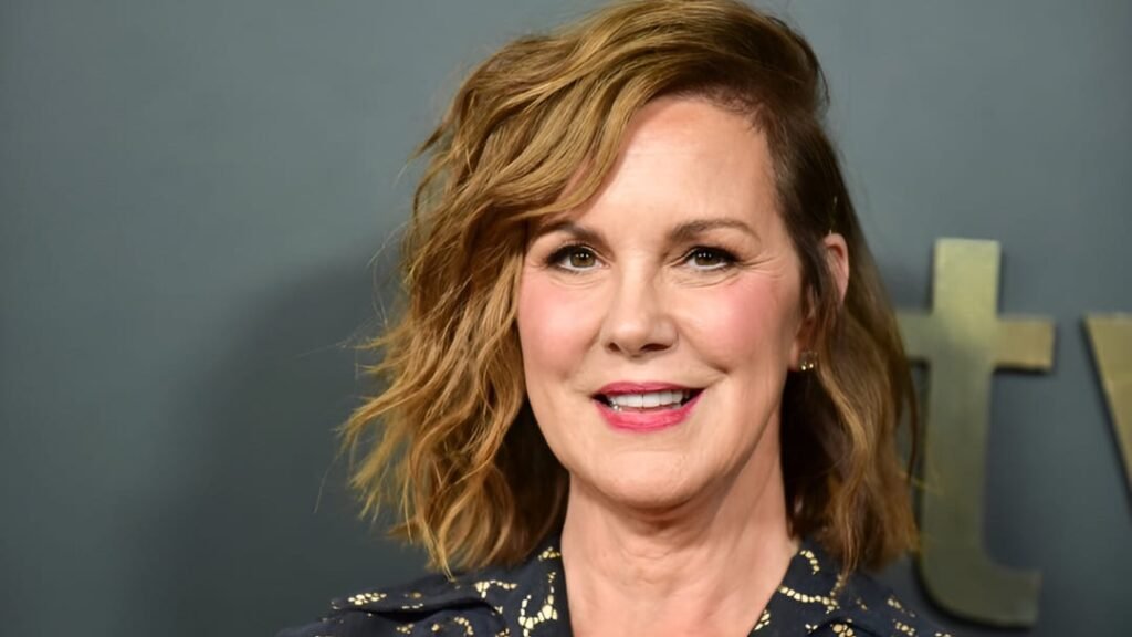 Elizabeth Perkins | The Housemaid