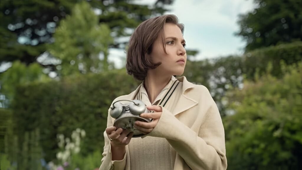 Mia McKenna-Bruce - Agatha Christie's Seven Dials