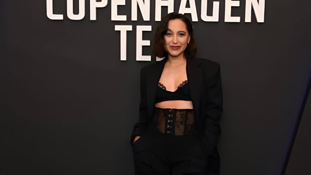 Sara Amini - The Copenhagen Test