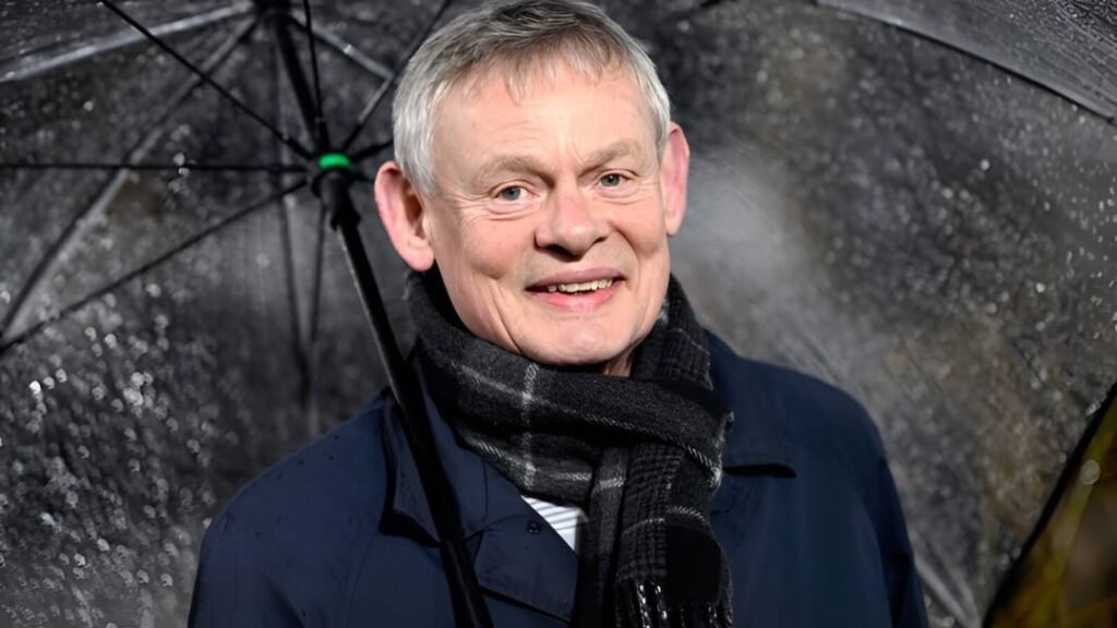 Martin Clunes - Wuthering Heights