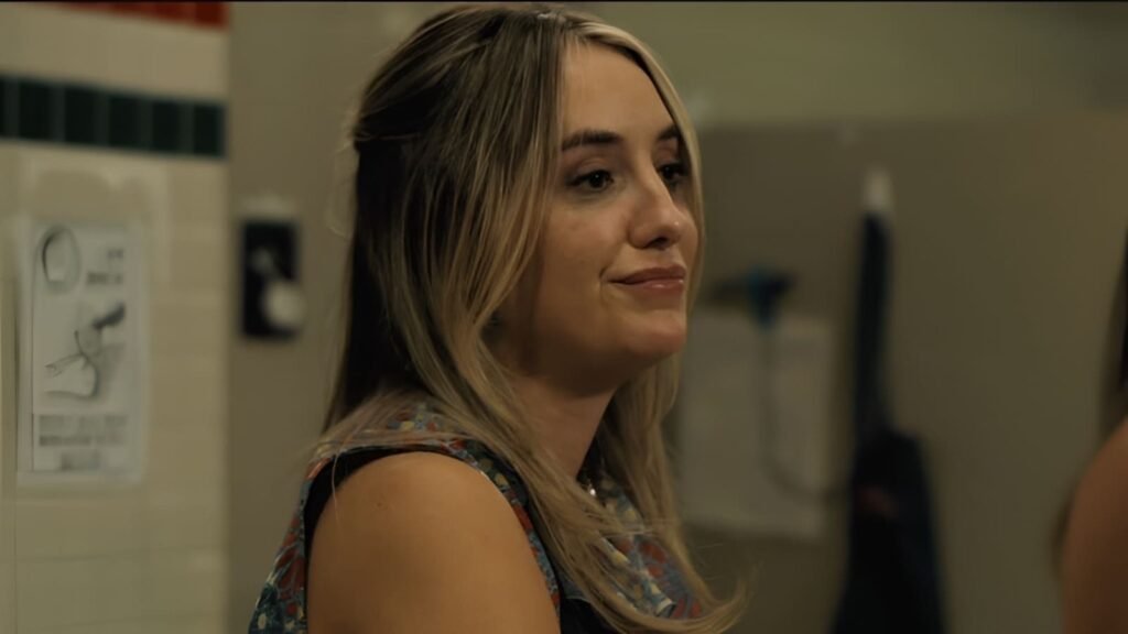 Lainey Wilson - Reminders of Him