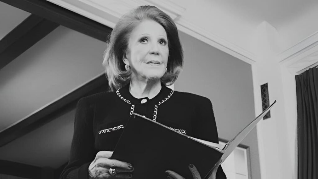 Linda Lavin - Elsbeth