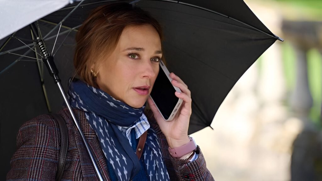 Rashida Jones - In the Blink of an Eye