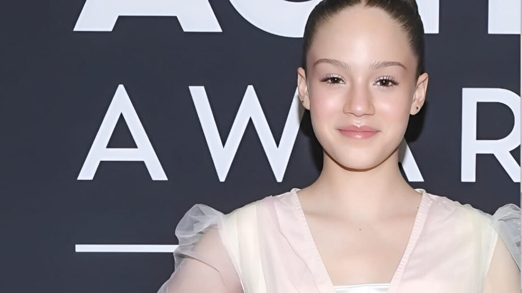 Skywalker Hughes - In the Blink of an Eye