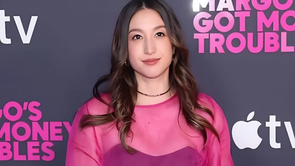 Sasha Diamond - Margo’s Got Money Troubles