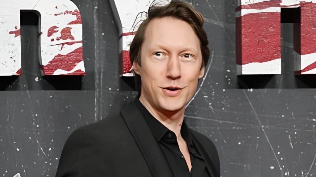 Simon J. Berger - Detective Hole