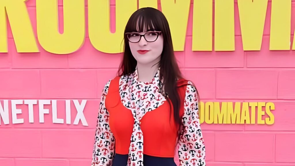 Ivy Wolk - Roommates