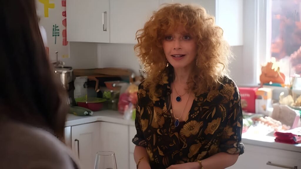 Natasha Lyonne - Roommates