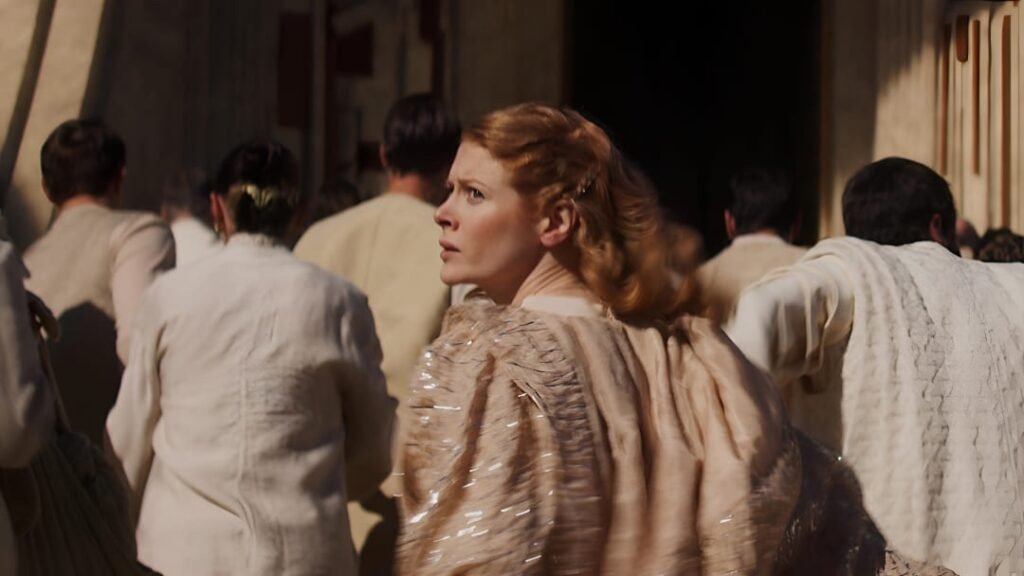 Emily Beecham - Supergirl