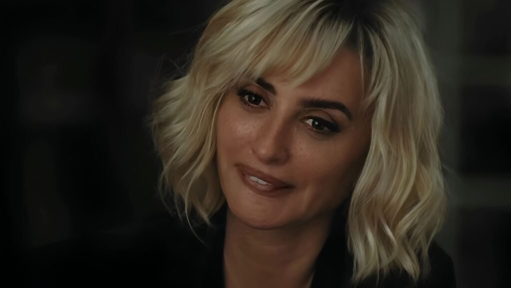 Penélope Cruz - The Invite