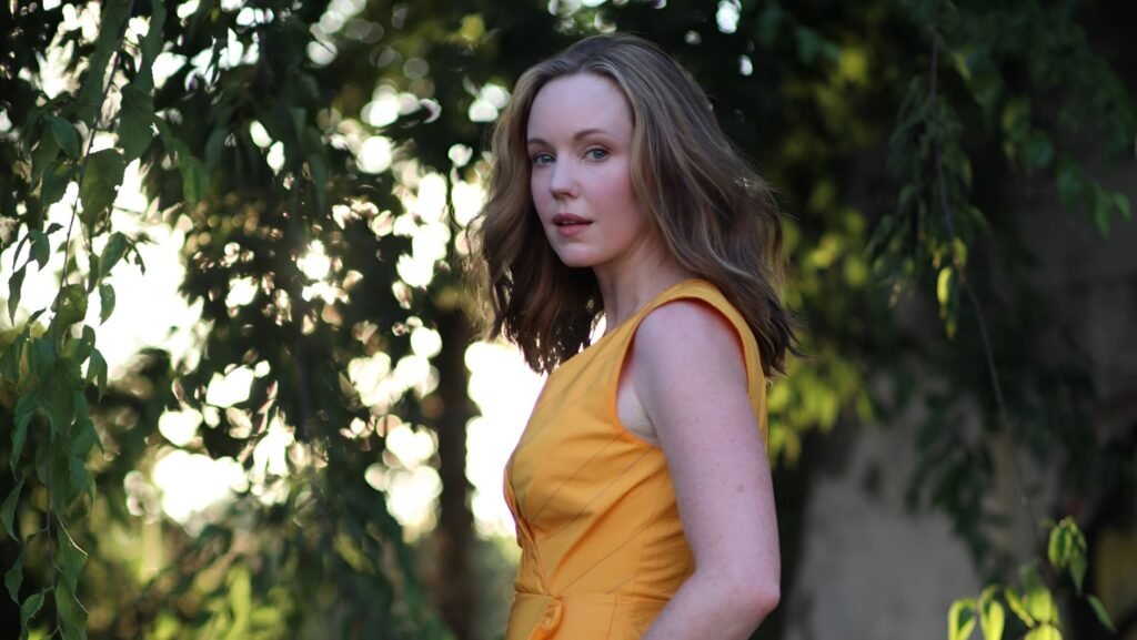 Bethany Anne Lind - The End of Oak Street