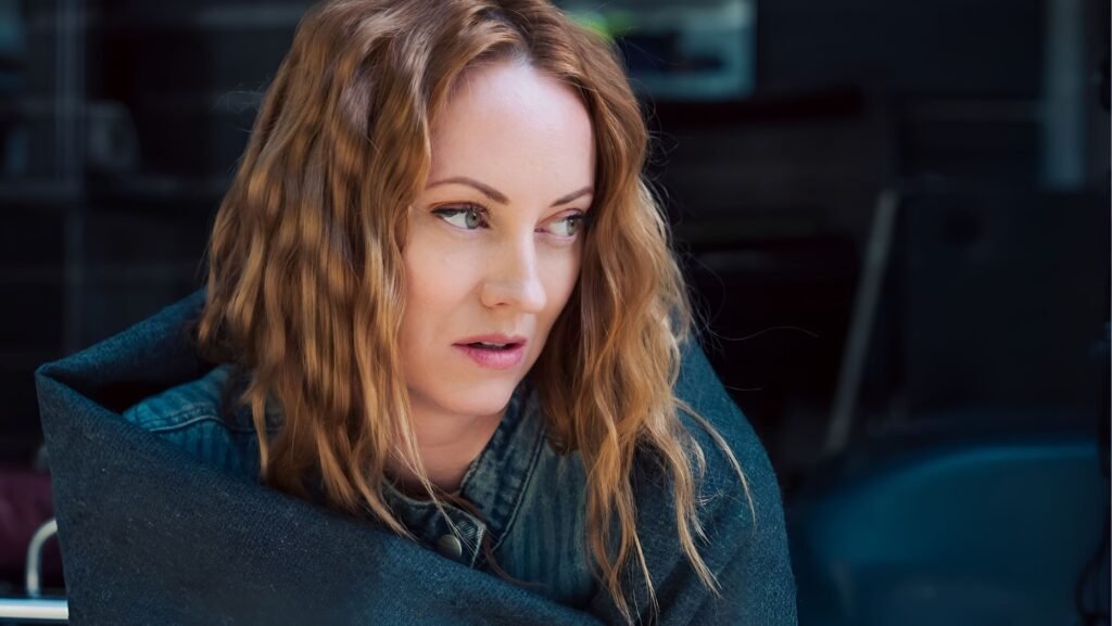 Fiona Vroom - Murder in a Small Town