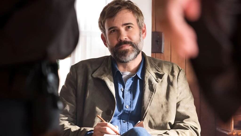 Rossif Sutherland - Murder in a Small Town