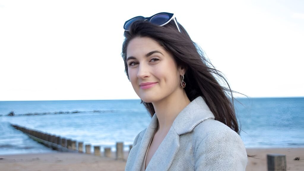 Sophia McLean - Granite Harbour