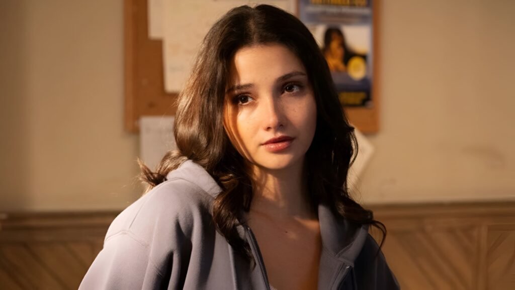 Amanda Arcuri - Sheriff Country