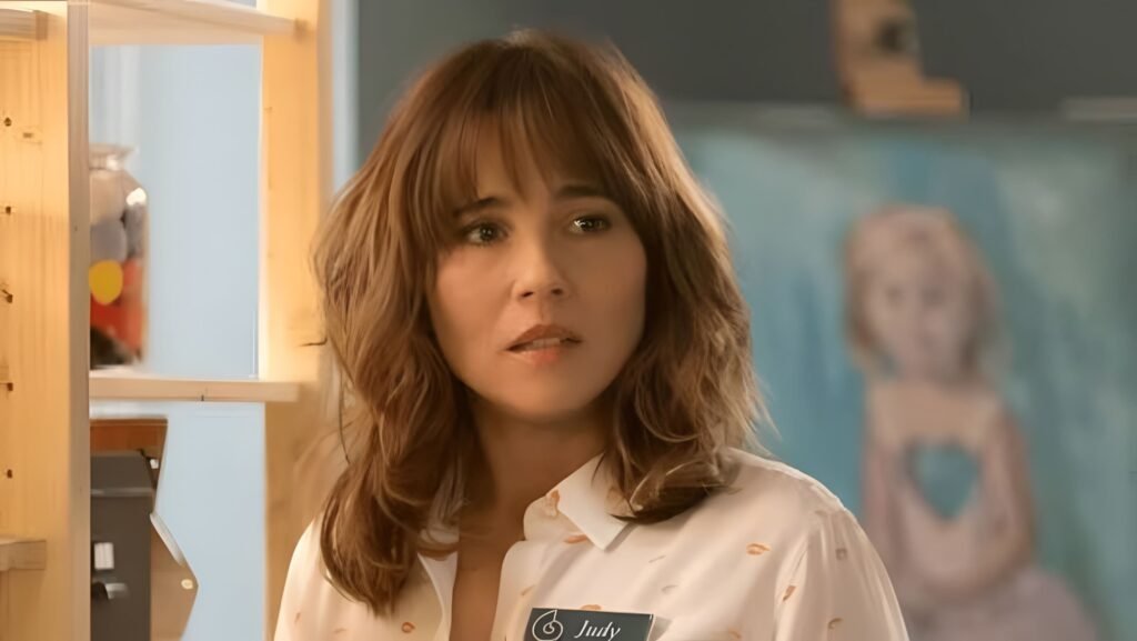 Linda Cardellini - Crystal Lake
