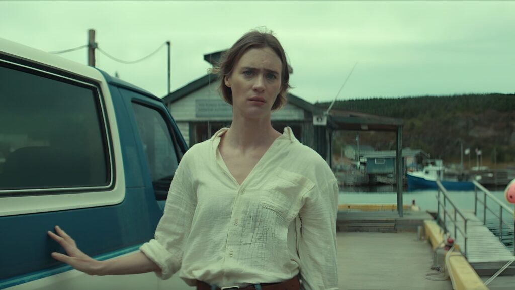 Mackenzie Davis - Below