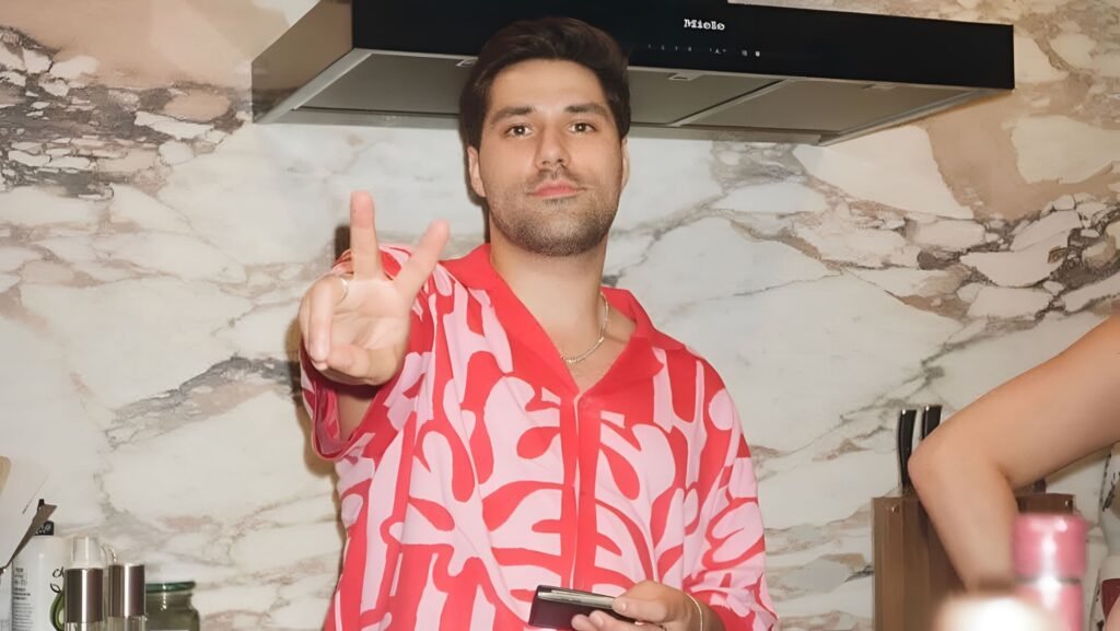 Max Antonio Gonzalez - Cupertino